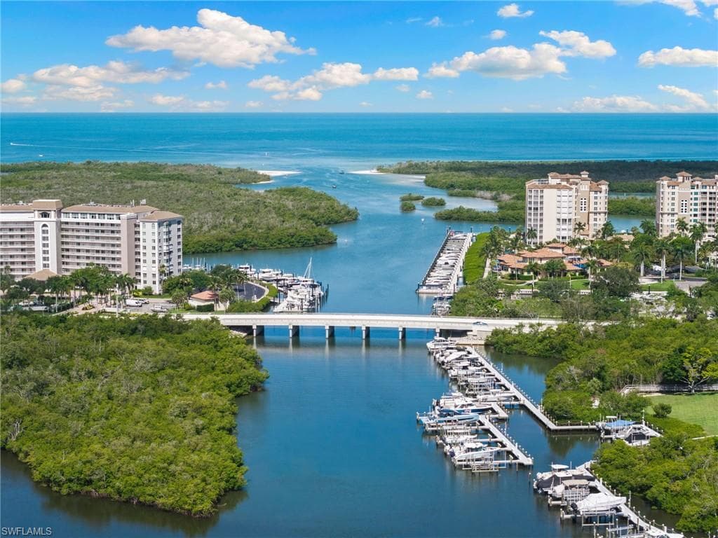 420 Cove Tower Dr #804, Naples, photo 2