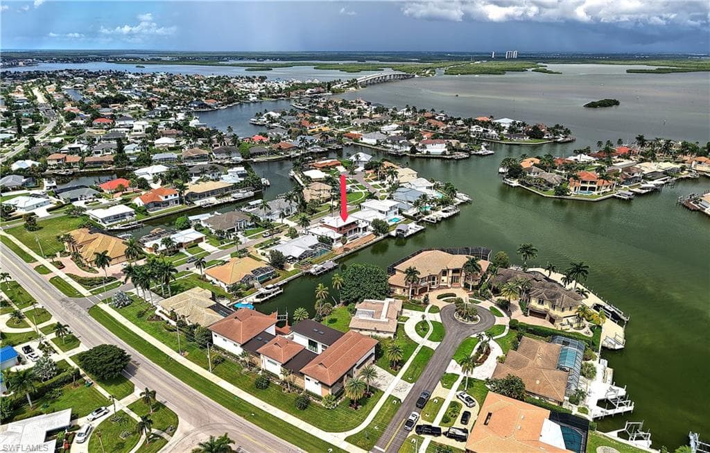 573 Goldcoast Ct, Marco Island, photo 3