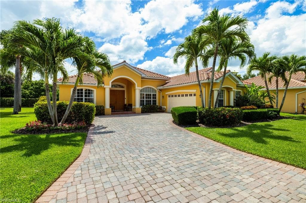 9836 Los Altos Ct, Fort Myers