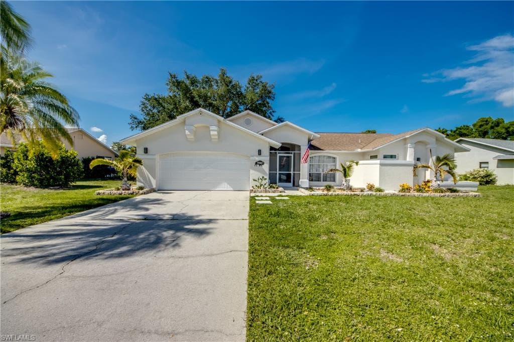9910 Laketree Ct, Fort Myers, photo 2