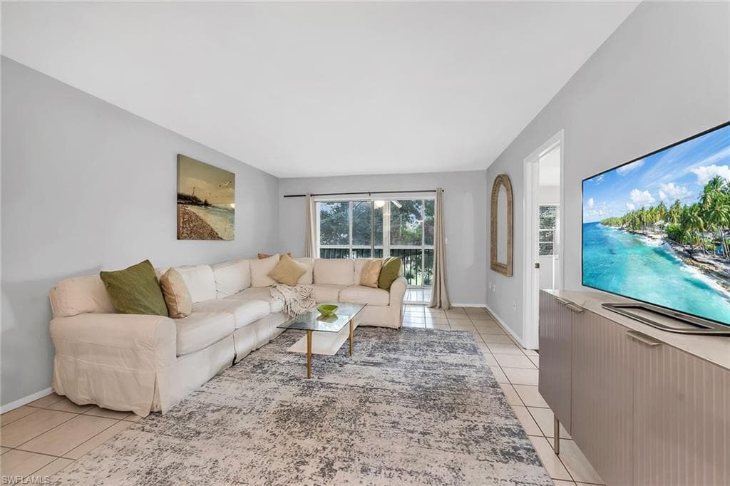 499 Forest Lakes Blvd #312, Naples, photo 2