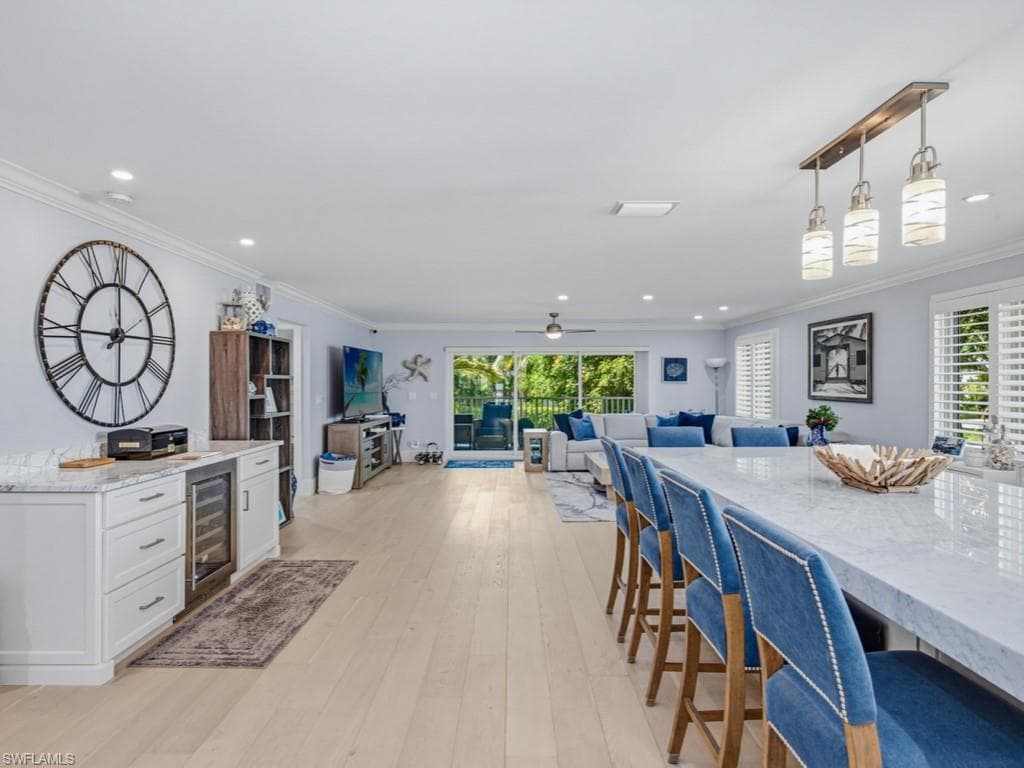 225 5th Ave #103, Naples, photo 2