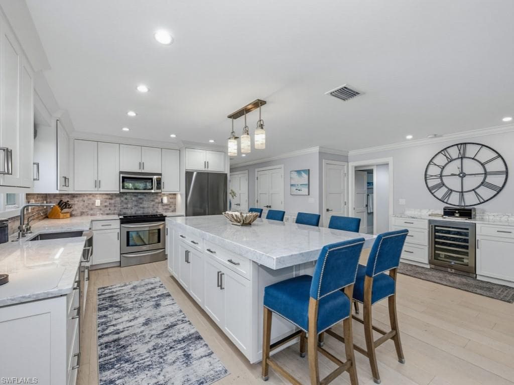 225 5th Ave #103, Naples, photo 3