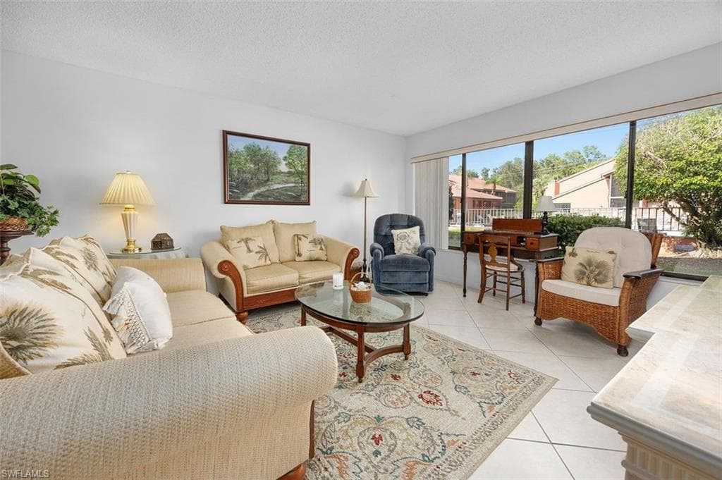 114 Cypress Way #d3, Naples