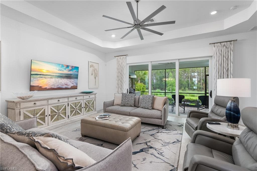 14083 Blue Bay Cir, Fort Myers, photo 2