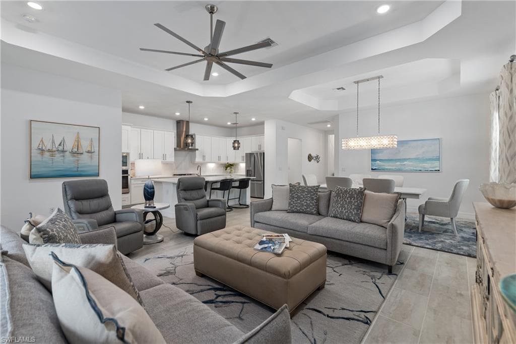 14083 Blue Bay Cir, Fort Myers