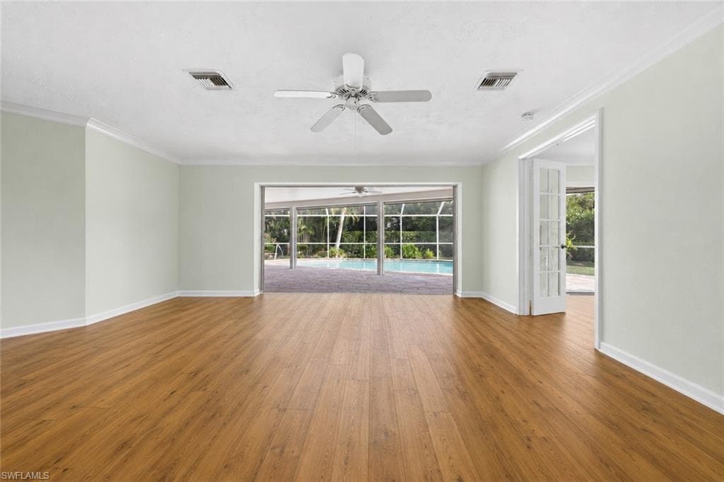 1903 Imperial Golf Co Blvd, Naples, photo 3