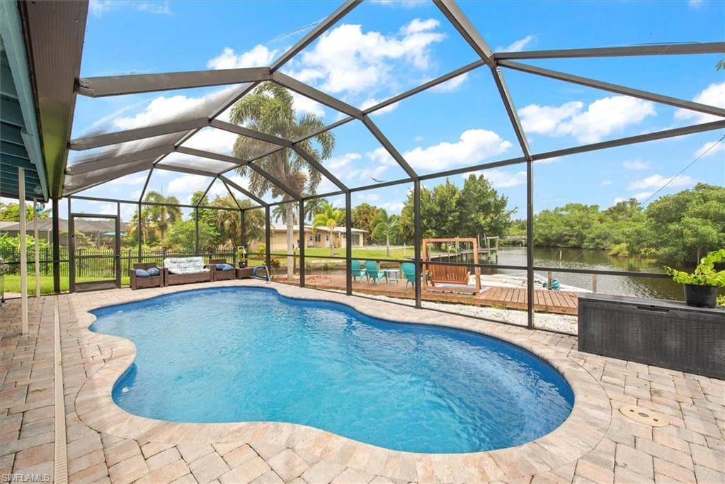 1721 Club House Rd, North Fort Myers