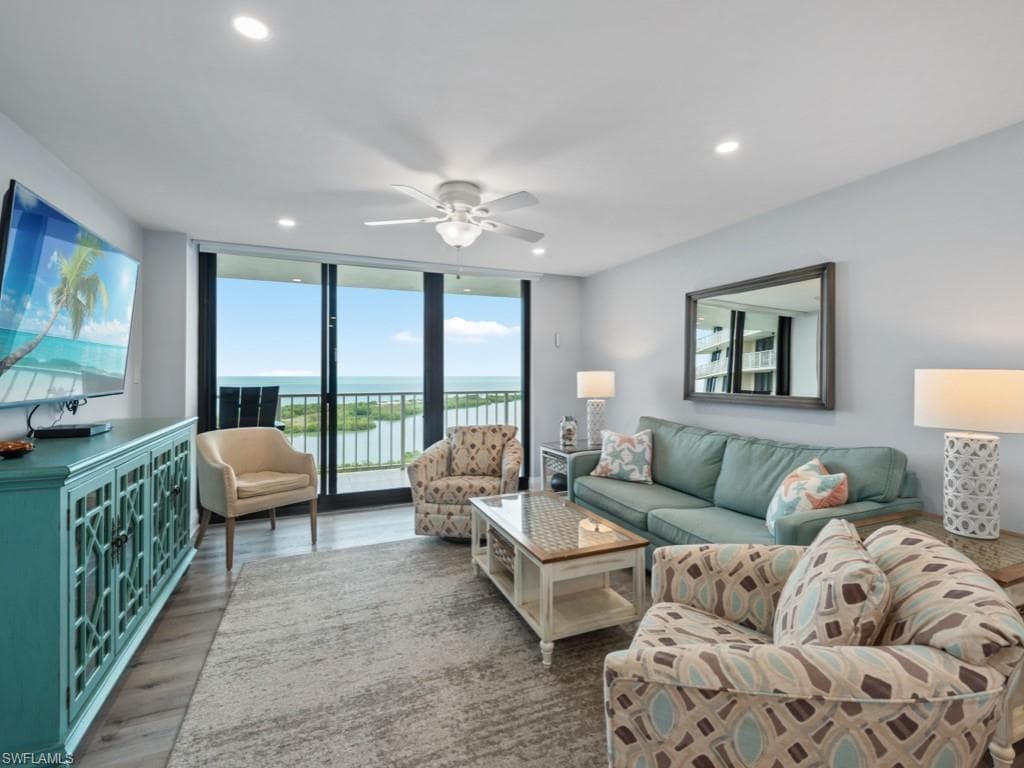 440 Seaview Ct #1502, Marco Island, photo 3