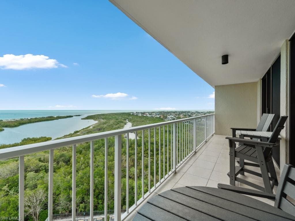 440 Seaview Ct #1502, Marco Island