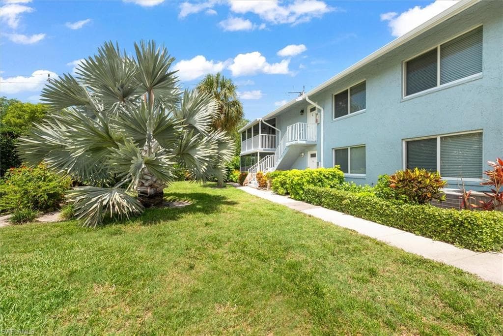 200 Palm Dr #4, Naples, photo 2
