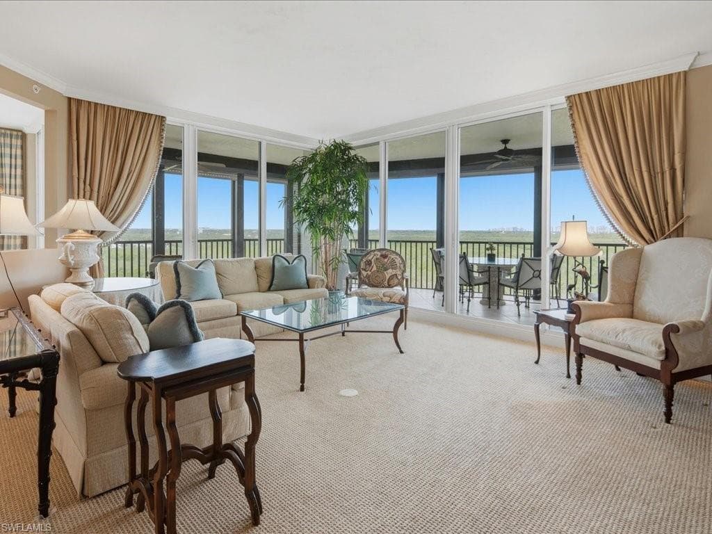 425 Cove Tower Dr #901, Naples, photo 3