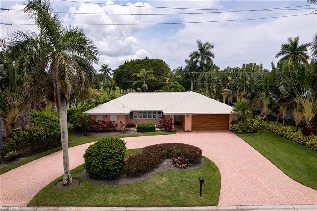 520 Harbour Dr, Naples, photo 3
