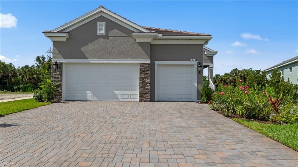 11544 Verandah Palm Ct, Fort Myers, photo 2