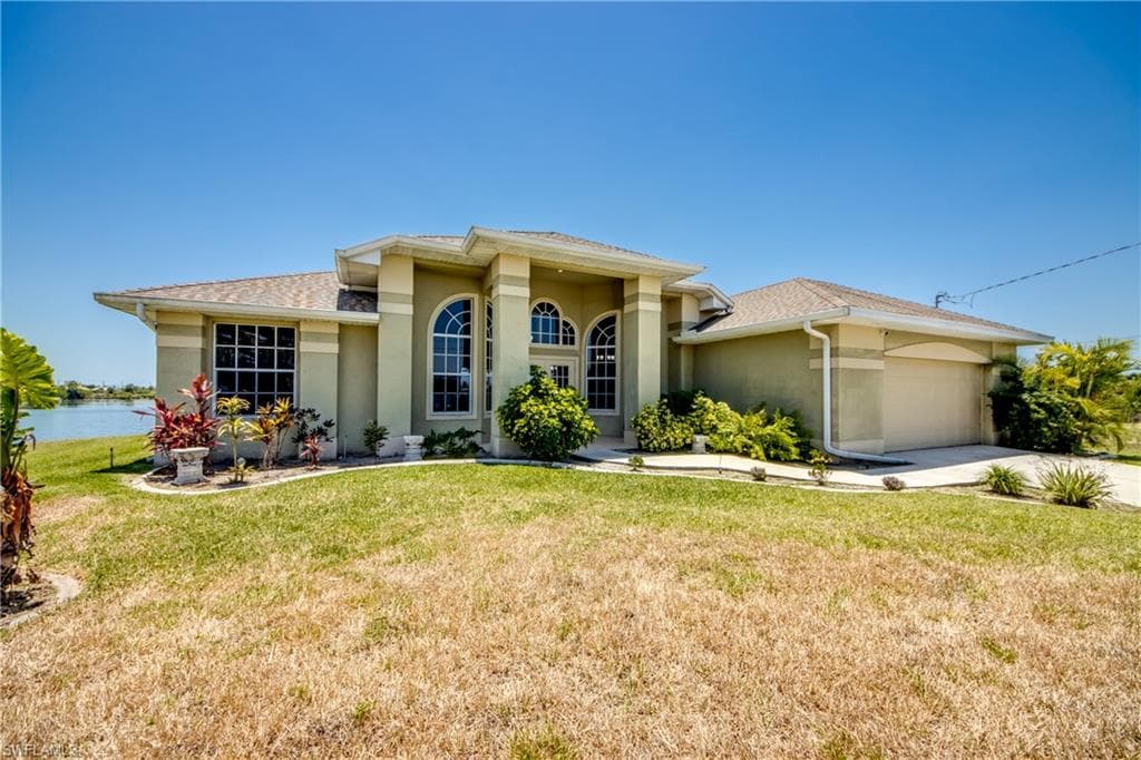 2319 19th St, Cape Coral