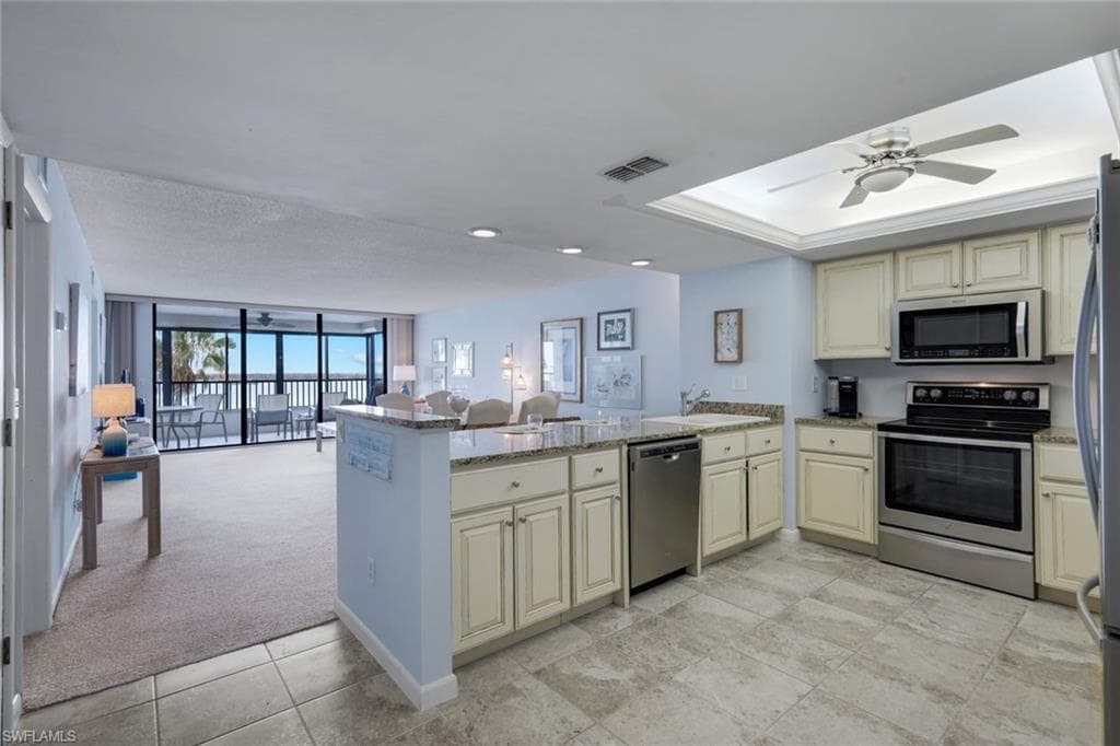 15021 Punta Rassa Rd #402, Fort Myers, photo 3