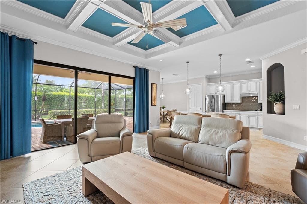 9352 Vercelli Ct, Naples, photo 3