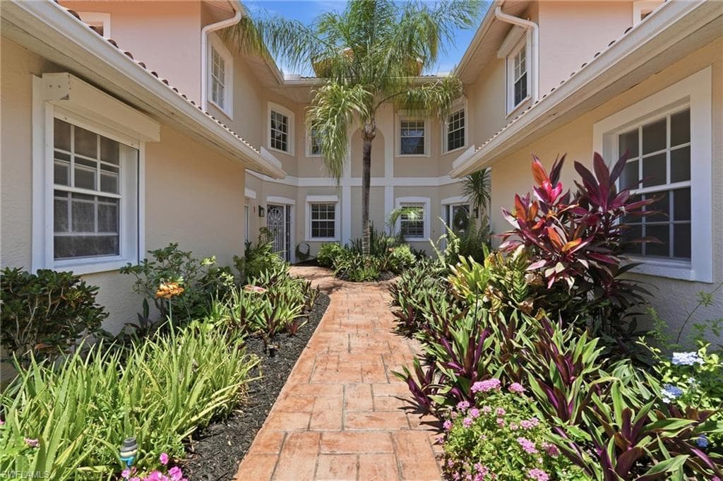 1747 Reuven Cir #3, Naples, photo 2