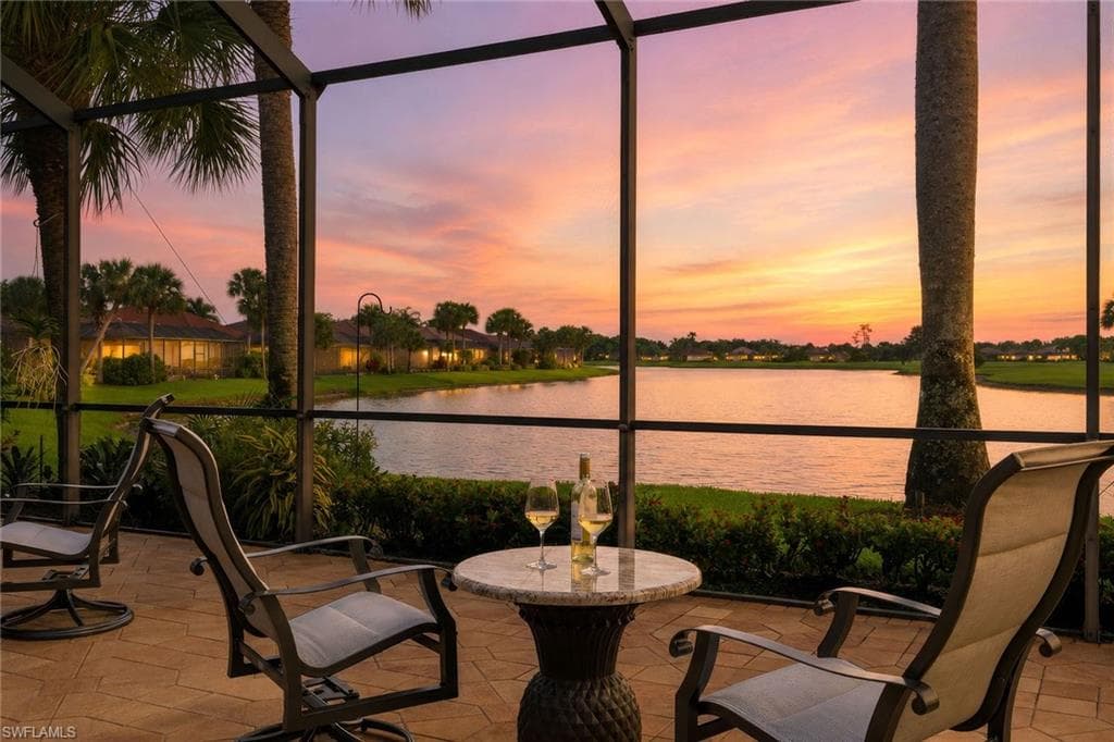 8793 Mustang Island Cir, Naples, photo 2