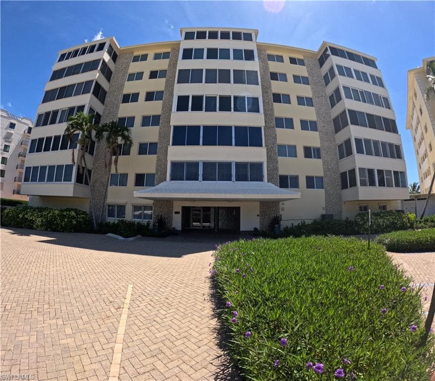 3420 Gulf Shore Blvd #43, Naples
