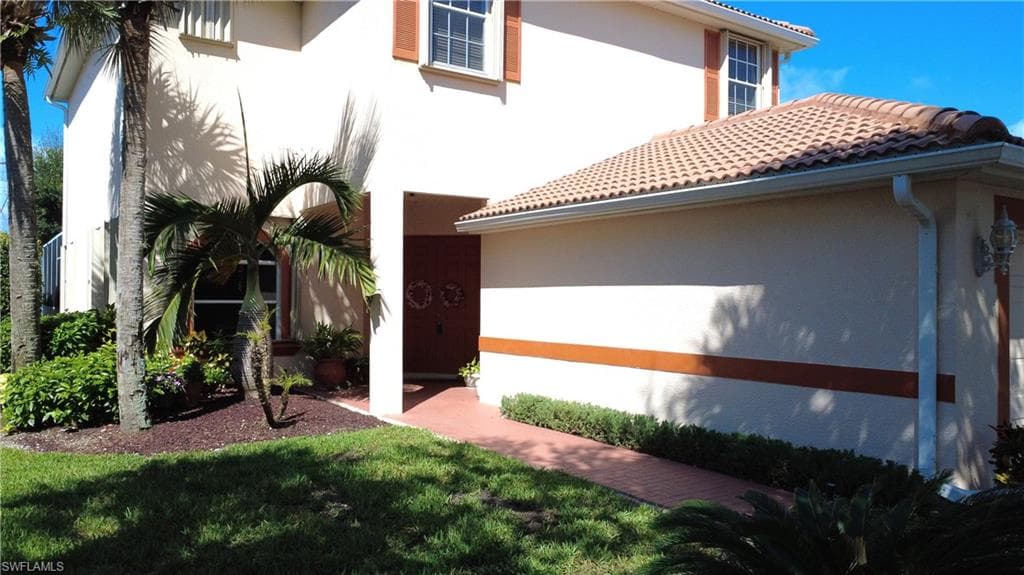 2540 Keystone Lake Dr, Cape Coral, photo 3