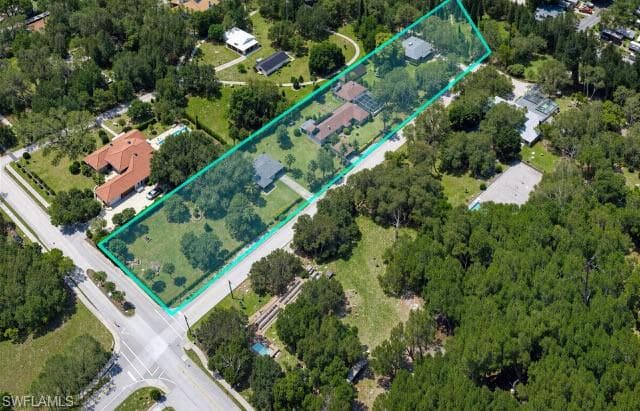 1063 Shadowlawn Dr, Naples, photo 3