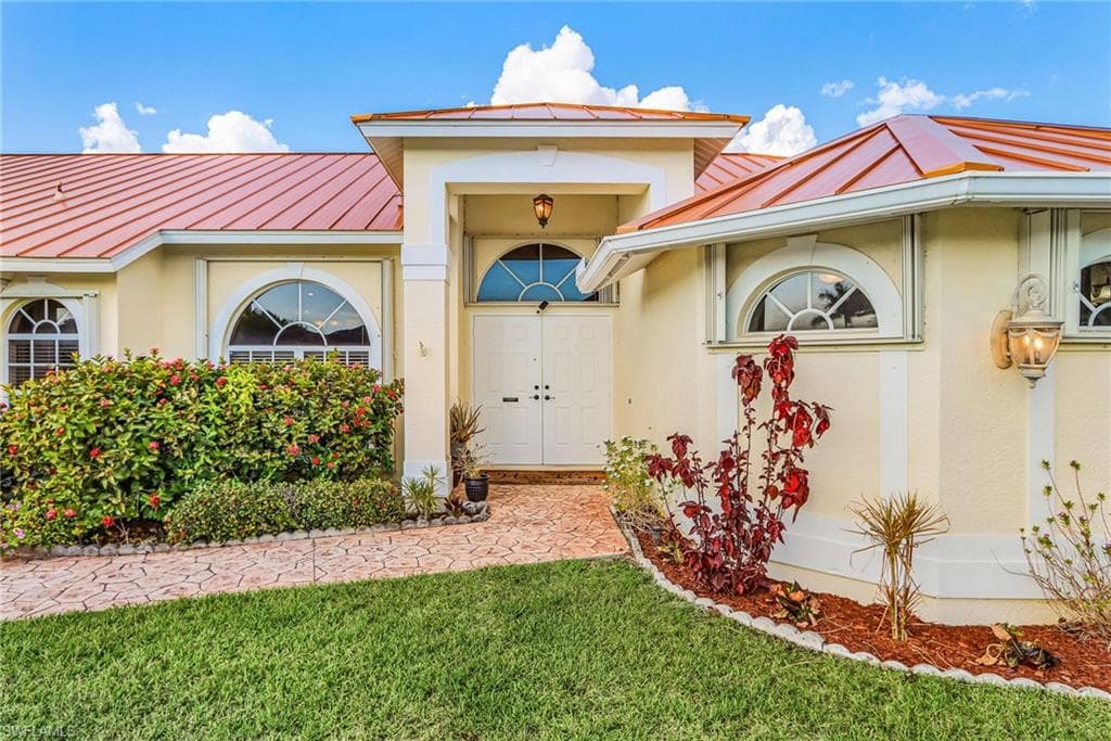 1721 30th Ter, Cape Coral, photo 2