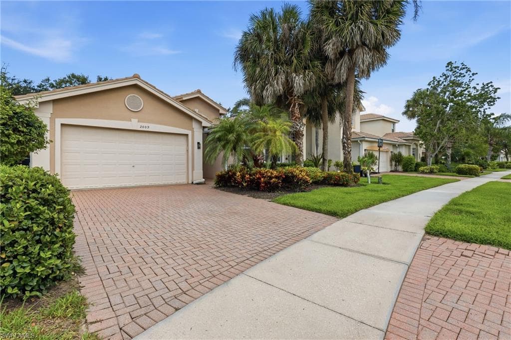 2009 Isla De Palma Cir, Naples, photo 3