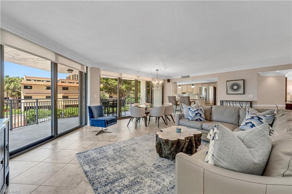 520 Collier Blvd #206, Marco Island, photo 3