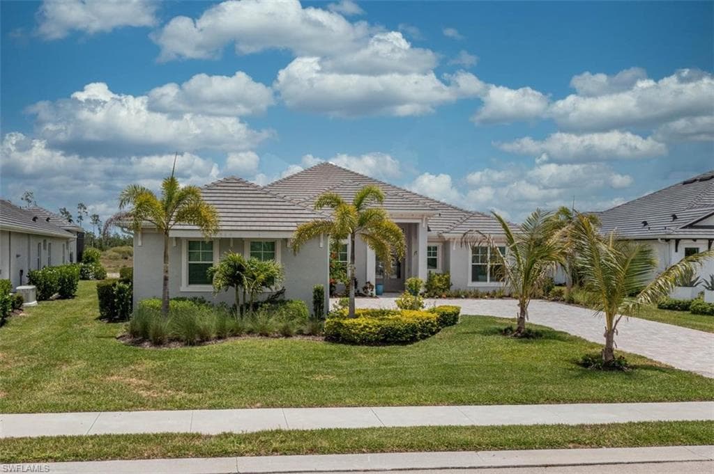 17331 Blue Sapphir Dr., Fort Myers