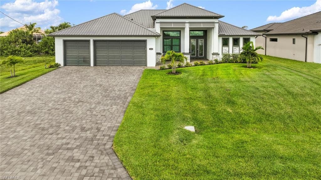 1212 32nd Pl, Cape Coral, photo 3