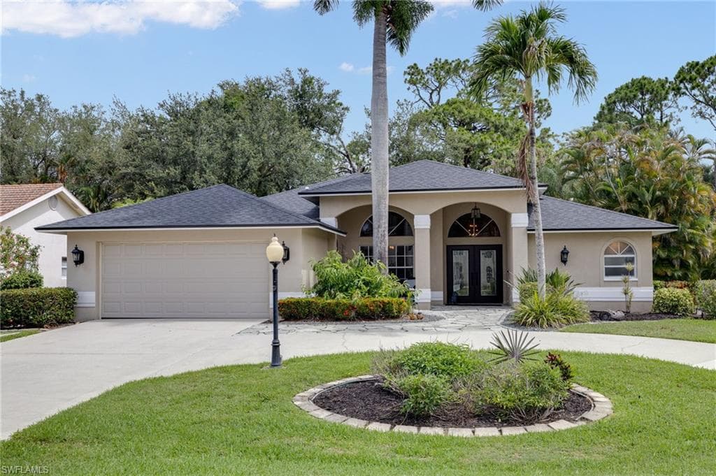 7903 Eagles Flight Ln, Fort Myers