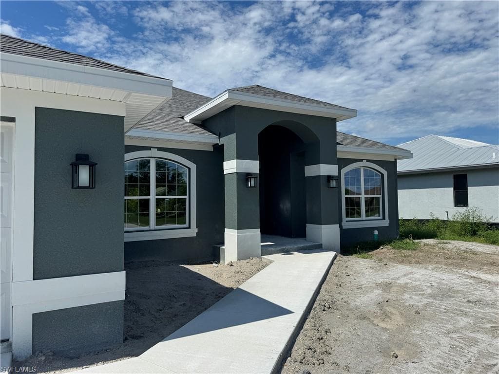 302 1st Ter, Cape Coral, photo 3