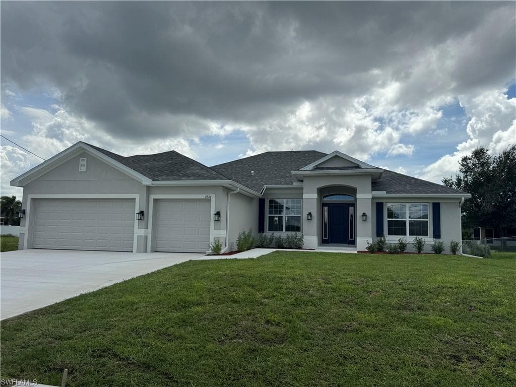 2644 9th Ter, Cape Coral