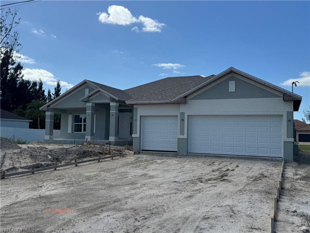 2320 35th Pl, Cape Coral