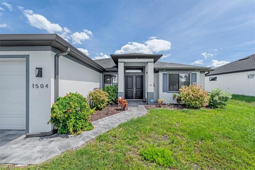 1504 17th Ter, Cape Coral, photo 3