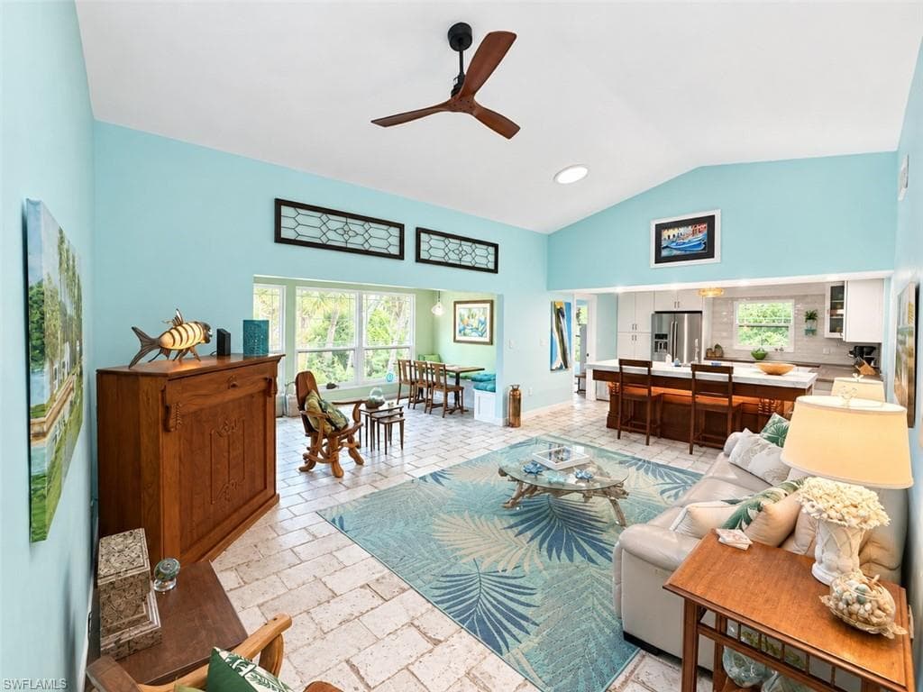 1318 Junonia St, Sanibel, photo 2