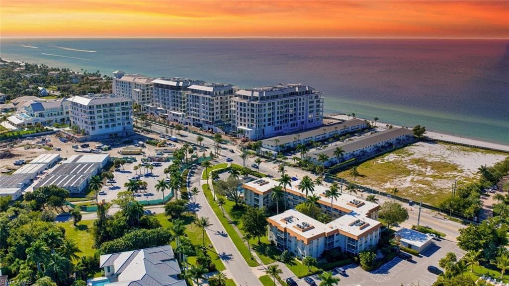 1100 Gulf Shore Blvd #312, Naples