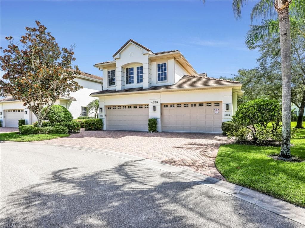 4758 Stratford Ct #1302, Naples, photo 3