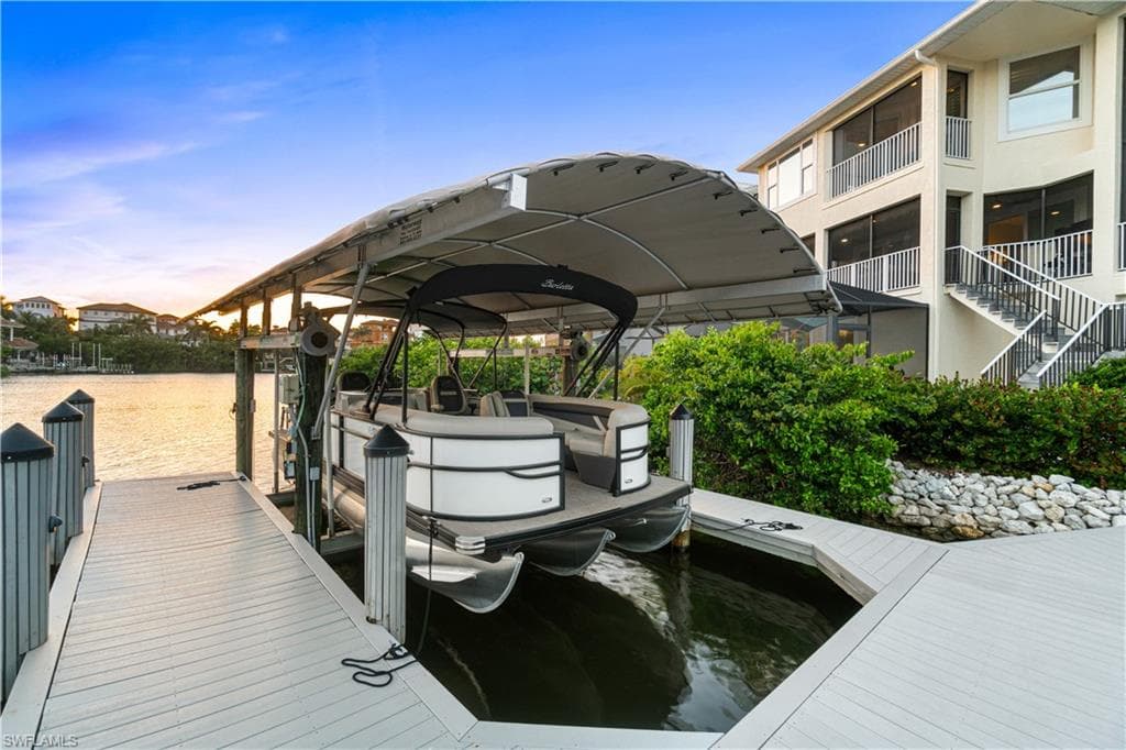 225 Bayfront Dr, Bonita Springs, photo 3