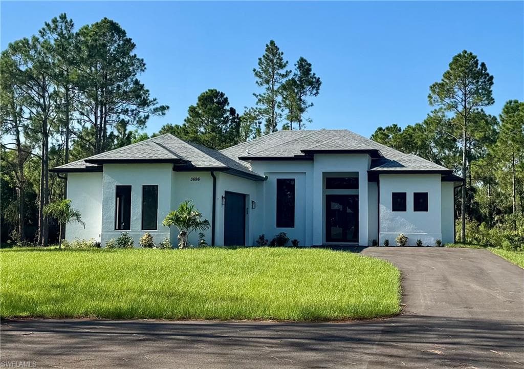 2070 20th Ave, Naples
