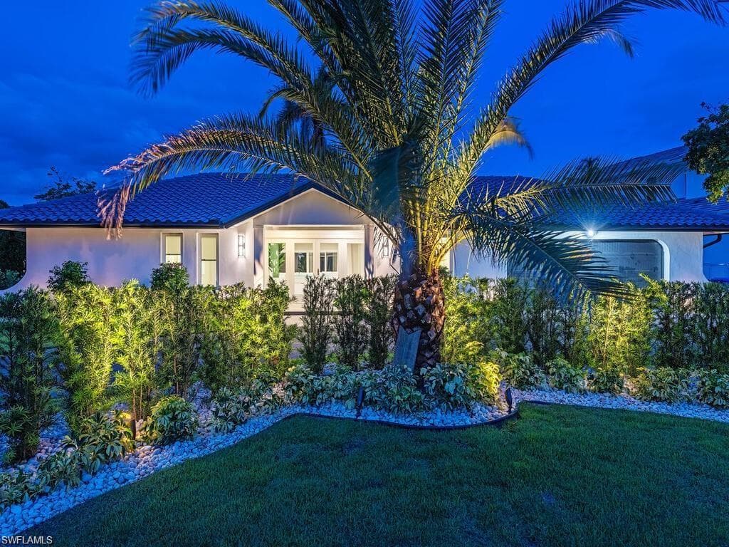 4856 Crayton Rd, Naples