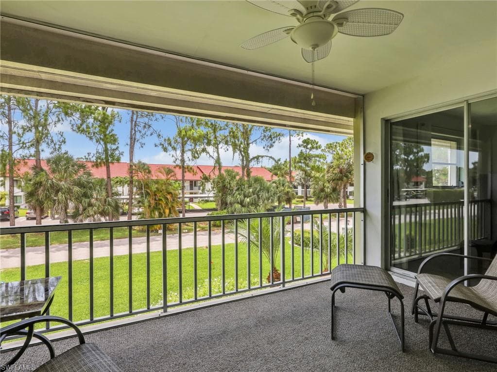 300 Valley Stream Dr #8a, Naples, photo 2