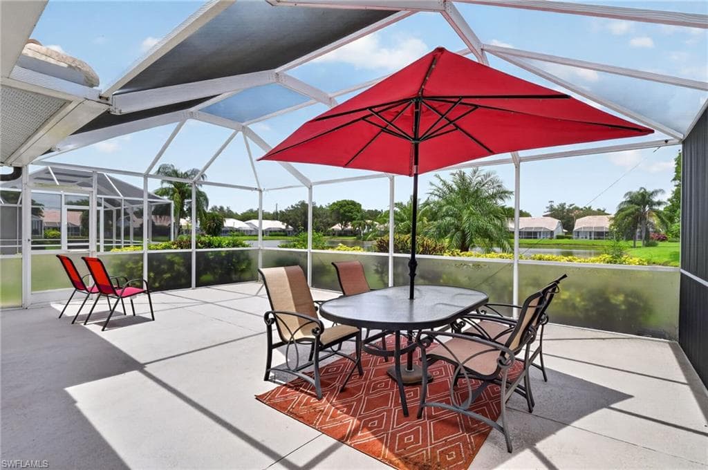 2166 Stacil Cir #17, Naples