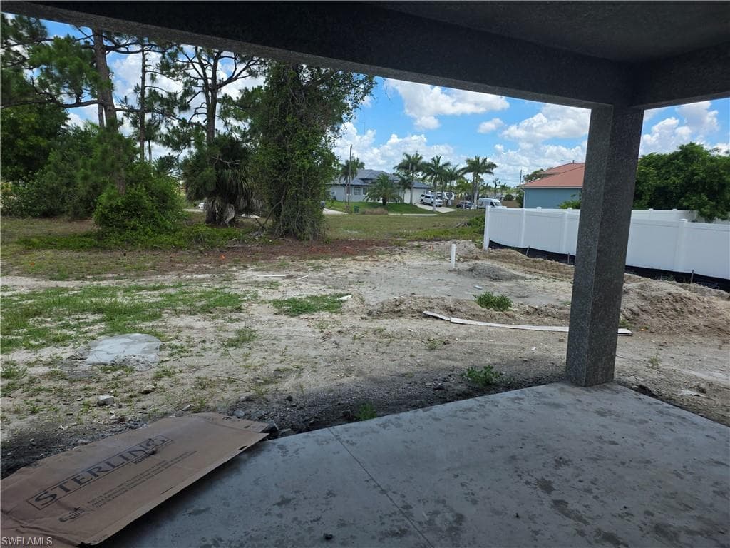 1810 20th Ter, Cape Coral, photo 3