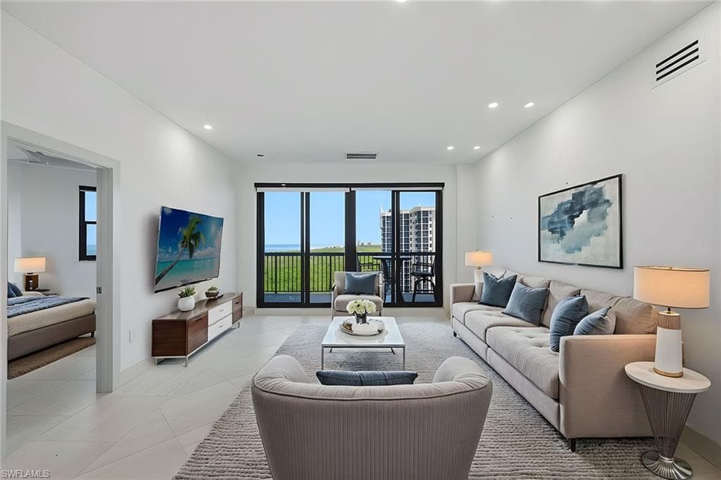 6075 Pelican Bay Blvd #phc, Naples, photo 3