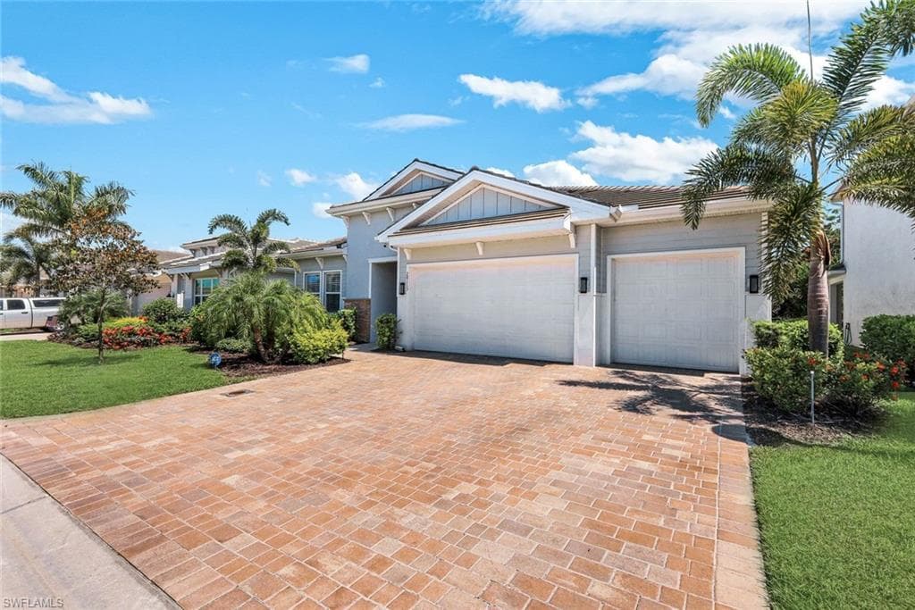 28113 Captiva Shell Loop, Bonita Springs, photo 2