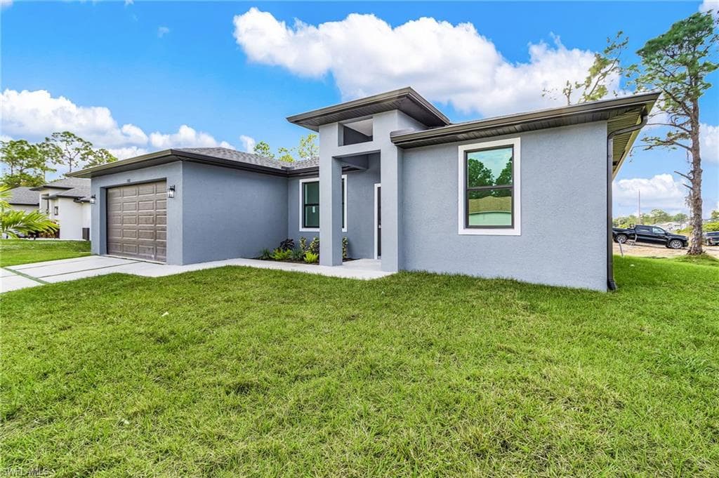 614 9th St, Cape Coral, photo 3