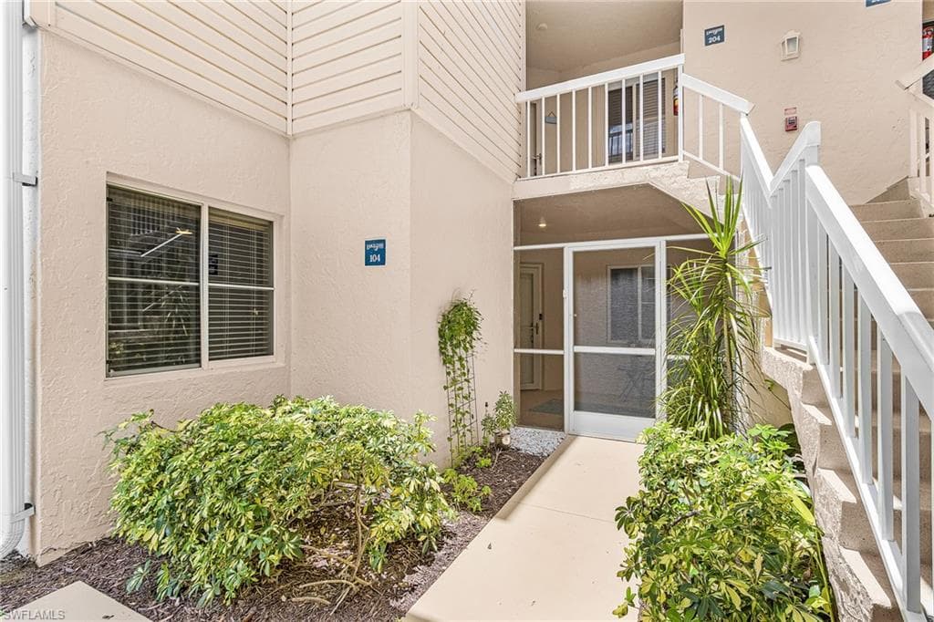 2671 Citrus Lake Dr #104    #e104, Naples, photo 2