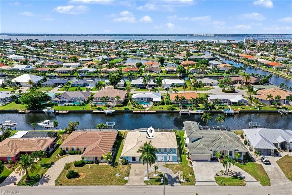 548 Belvedere Ct, Punta Gorda, photo 2